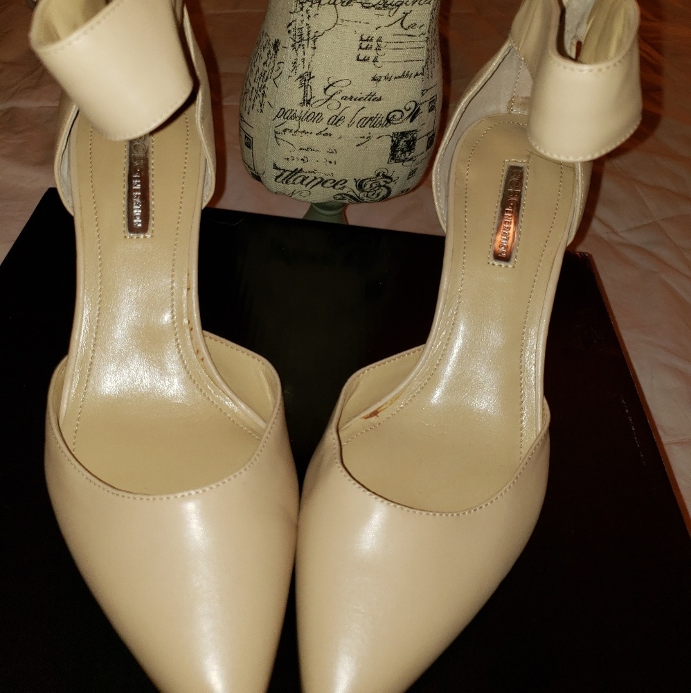 BCBG Generation Pumps